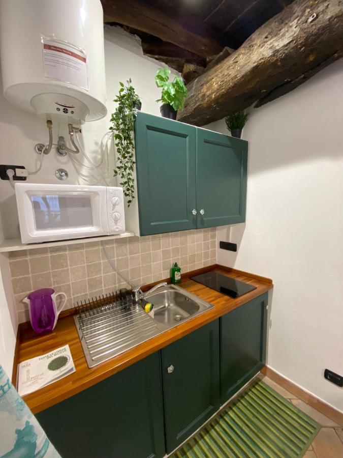 La Casa Nei Vicoli: In Centro A Due Passi Dal Lago Mandello del Lario Exterior photo